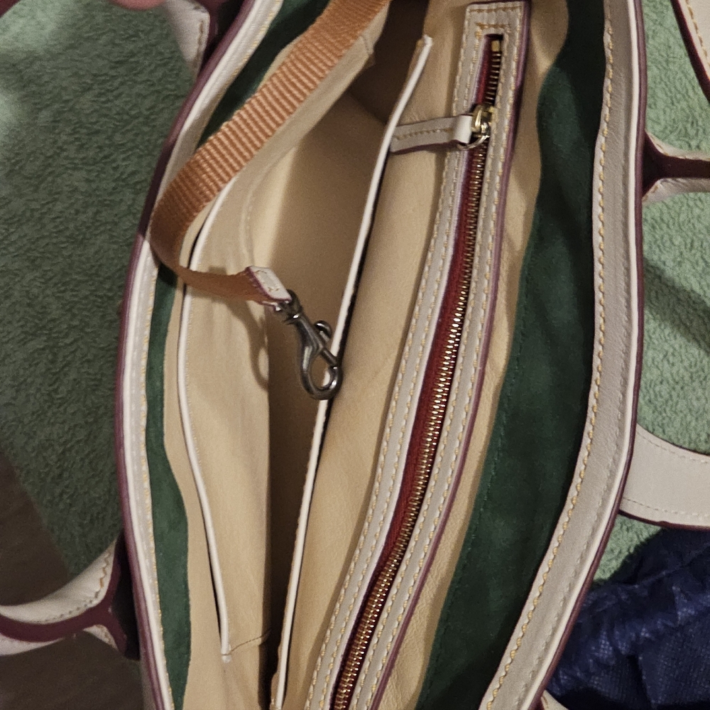 Dooney & Bourke Florentine Leather Cream Satchel with Gold Accents NWOT - Picture 12 of 14